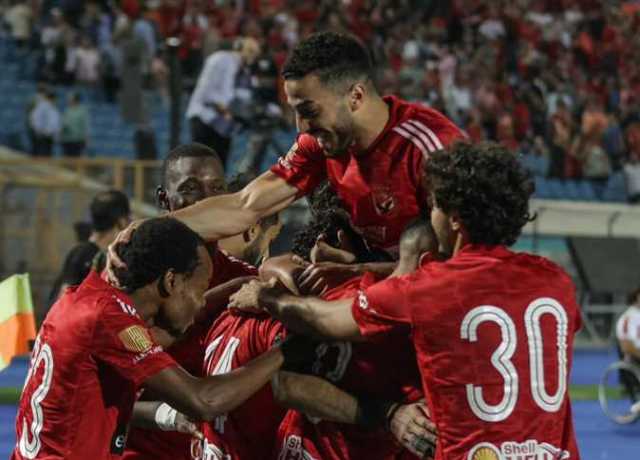 «تتويج ناصع البياض» .. الأهلي يزين الدرع بالانتصار على الزمالك