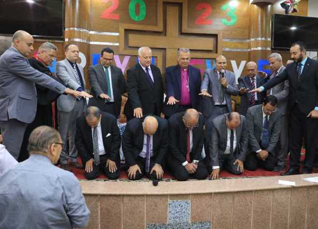 رئيس الإنجيلية يشهد رسامة شيوخ وشمامسة جدد لكنائس في المنيا