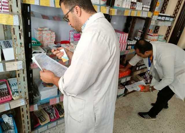 توقيع الكشف الطبي على 520 مواطنًا في الغربية ضمن مبادرة «عنيك في عنينا»