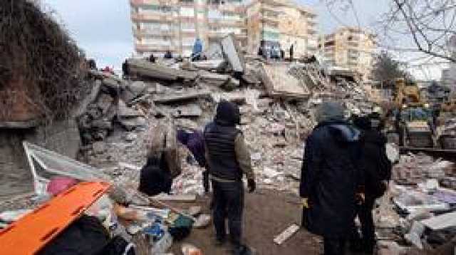 إزالة آخر مخلفات زلزال تركيا