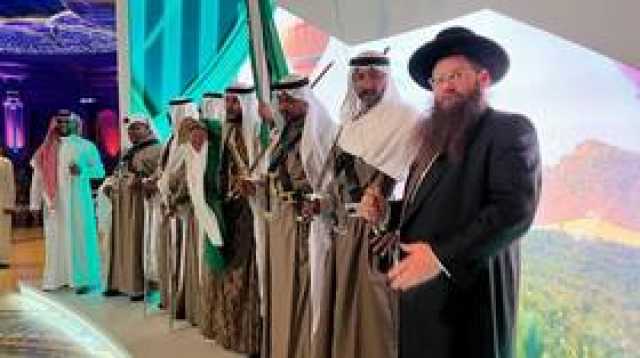 لقبته بـ'حاخام الرياض الأول'.. قناة إسرائيلية تجري حوارا مع حاخام يهودي يقيم في السعودية