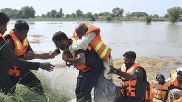 باكستان.. إجلاء 100 ألف شخص عن مناطق أغرقها الفيضان