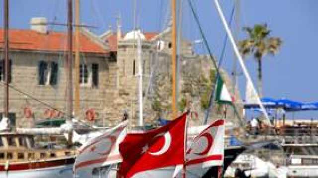 قبرص.. القبارصة الأتراك يشتبكون مجددا مع عناصر البعثة الأممية عقب تحذيرات مجلس الأمن (فيديو)