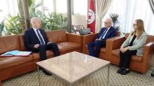 الرئيس التونسي: سنتصدى لكل من ينشر أخبارا عن إفلاس الدولة (فيديو)