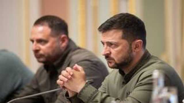 مستشار سابق للبنتاغون: القوات الأوكرانية تريد التخلص من زيلينسكي