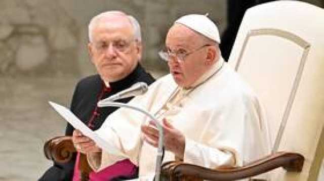 الفاتيكان يأمر بالتحقيق مع رجال دين بارزين في اتهامات بـ'اعتداءات جنسية'