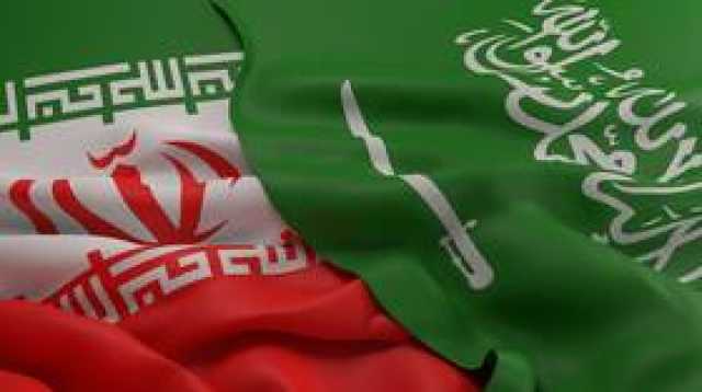 مسؤول إيراني يؤدي 'العرضة' خلال احتفال باليوم الوطني السعودي (فيديو)