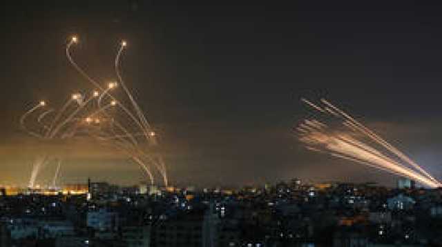 مشاهد توثق حريقا ودمارا في أسدود جراء رشقات الصواريخ الفلسطينية (فيديوهات)