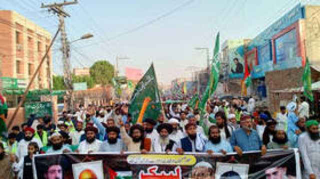 مظاهرات حاشدة في باكستان تضامنا مع فلسطين (فيديو)