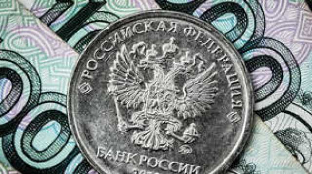 المركزي الروسي ينشر نماذج جديدة لأكبر فئتين من العملة الوطنية (صورة)