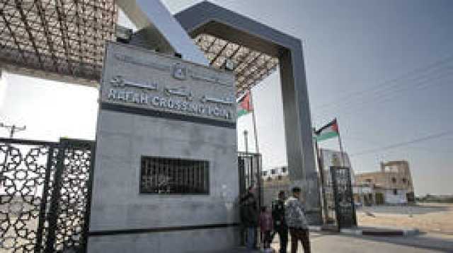 مراسلنا: سكان غزة الذين يحملون جوازات سفر أجنبية عالقون في معبر رفح