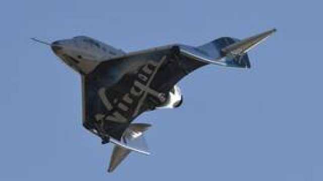 مركبة Virgin Galactic تنجح في رحلتها التجارية شبه المدارية