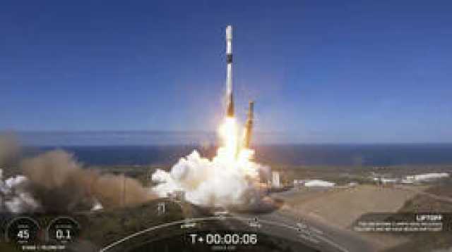 'سبيس إكس' تطلق صاروخا يحمل 25 قمرا صناعيا بينها قمر كوري جنوبي للتجسس