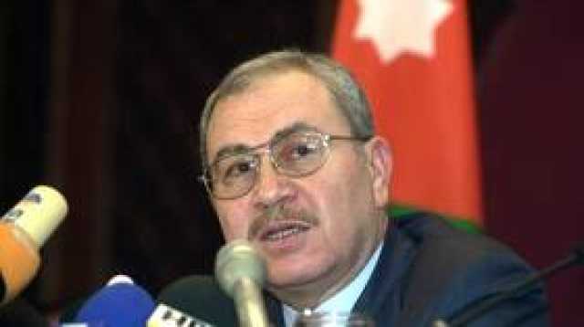رئيس الوزراء الأردني الأسبق يكشف ما دار بين الملك حسين وبيريز في العقبة