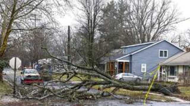 'أ ب': مصرع شخصين في عاصفة تضرب شمال شرق الولايات المتحدة