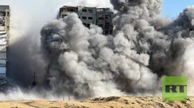 تحديث مستمر.. اشتباكات عنيفة على عدة محاور شمال وجنوب قطاع غزة