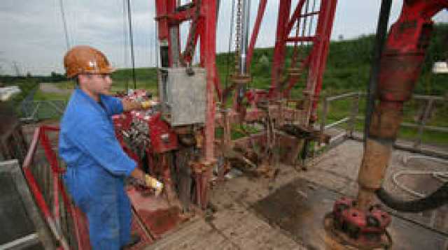 ارتفاع أسعار النفط وسط تقييم الأسواق لآفاق الطلب العالمي