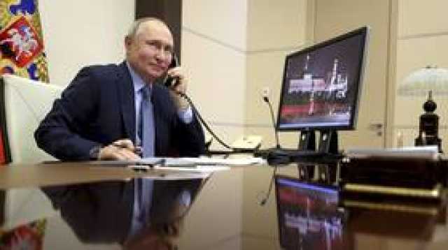 بوتين يمازح محافظ خاباروفسك حول موقع الأخير في 'درجات الترقي'