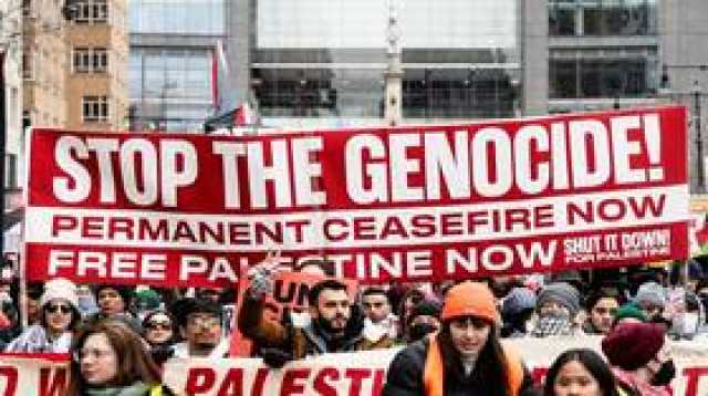 تظاهرة في نيويورك تضامنا مع غزة واليمن وإغلاق مؤقت لجادة قرب مقر الأمم المتحدة (فيديو)