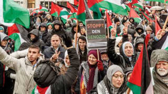 لـ'قمعها الصوت الفلسطيني'.. مثقفون من حول العالم يدعون لمقاطعة ألمانيا