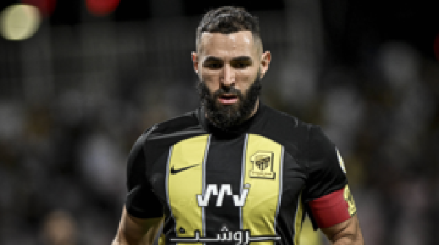 سبب طلب بنزيما الرحيل عن اتحاد جدة السعودي