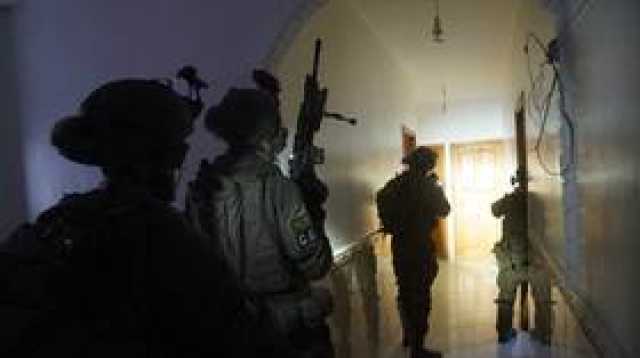الجيش الإسرائيلي يعلن مداهمة مكتب يحيى السنوار في غزة