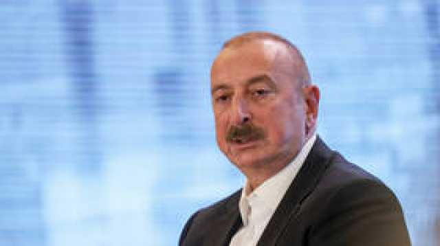 بحضور عائلته.. علييف يؤدي اليمين الدستورية رئيسا لأذربيجان لـ7 سنوات