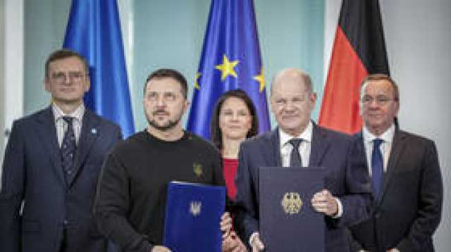 أوكرانيا وألمانيا توقعان اتفاقا ثنائيا حول الضمانات الأمنية