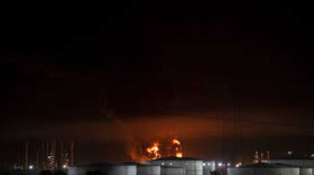 وسائل إعلام إيرانية: إصابات في انفجار بمصفاة النفط في بندر عباس جنوب البلاد