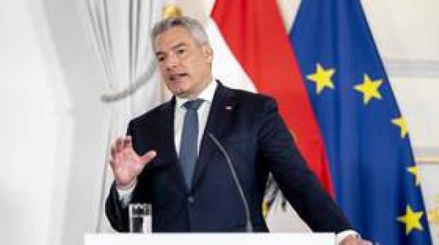 المستشار النمساوي يعلن عدم تأييده لسياسة ماكرون 'غير المنضبطة' بشأن إنهاء الحرب في أوكرانيا