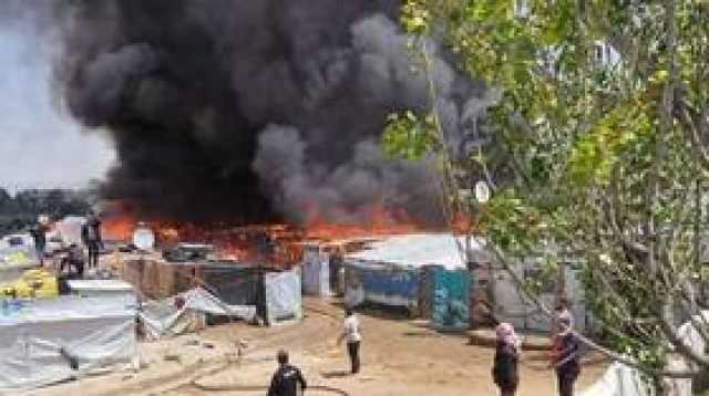 لبنان.. حريق كبير في مخيم للنازحين السوريين