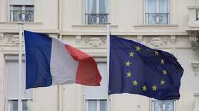 'بلومبرغ': فرنسا تطلب من الاتحاد الأوروبي فرض عقوبات جديدة ضد روسيا
