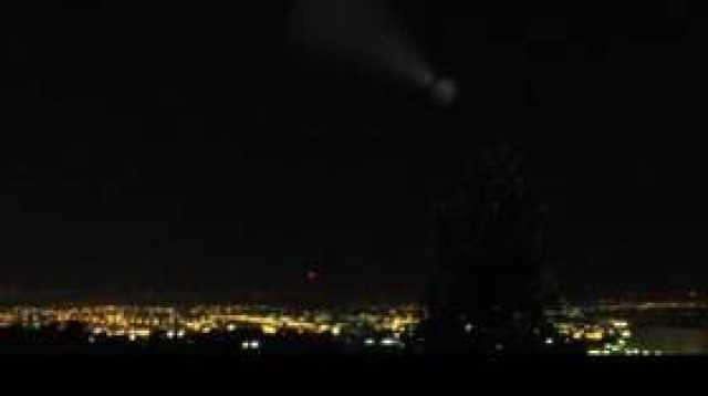 أردنيون يرصدون أجساما مضيئة في سماء البادية الشمالية ومصدر مطلع يوضح (فيديو)