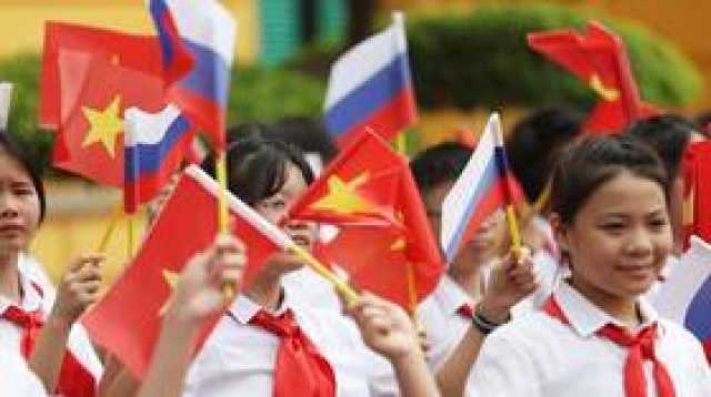 صندوق الاستثمارات الروسي: اتفقنا على تطوير الشراكة الاستراتيجية مع الشركات الفيتنامية