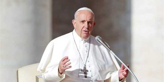 بابا الفاتيكان يدعو إلى وقف “دوامة العنف” في الشرق الأوسط