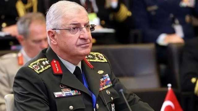 وزير دفاع تركيا يصل بغداد