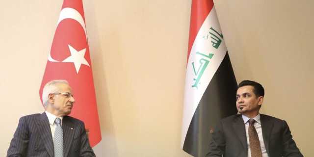 وزير النقل التركي يصل بغداد لمناقشة مشروع طريق التنمية
