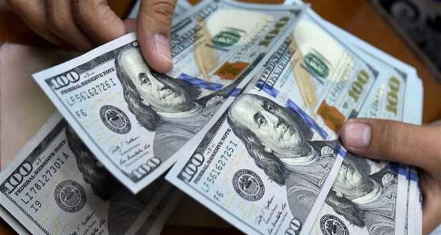 إرتفاع أسعار الدولار في بغداد مع إغلاق البورصة