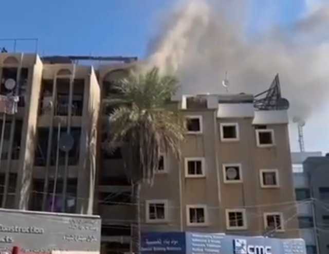 بالفيديو.. حريق يلتهم بناية قرب المسرح الوطني وسط بغداد