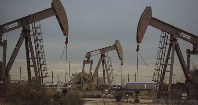 ارتفاع أسعار النفط بعد تراجع المخزونات