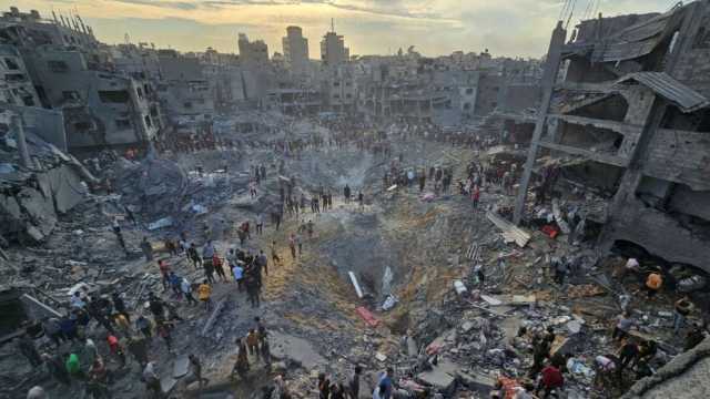 70 شهيداً في قصف صهيوني على مخيم وسط غزة