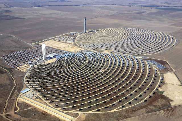 حكومة أخنوش تعلن عن مشروع عملاق لنقل الطاقة المتجددة من الجنوب إلى الشمال