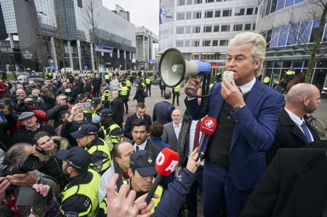 مفاوضات اليمين المتطرف لتشكيل الحكومة الهولندية تصل إلى طريق مسدود