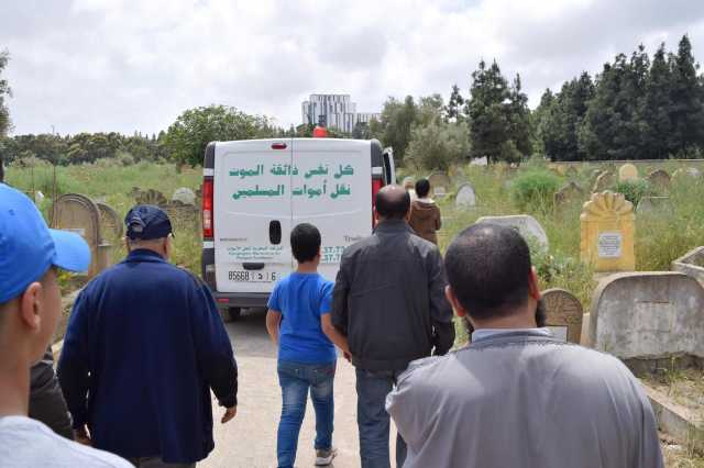 برلمانيون يسائلون وزير الأوقاف حول منع دفن موتى المسلمين بعد الخامسة مساءً