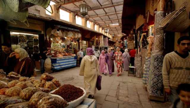 الحكومة تؤكد وفرة المواد الغذائية في رمضان وتشدد المراقبة على الأسواق