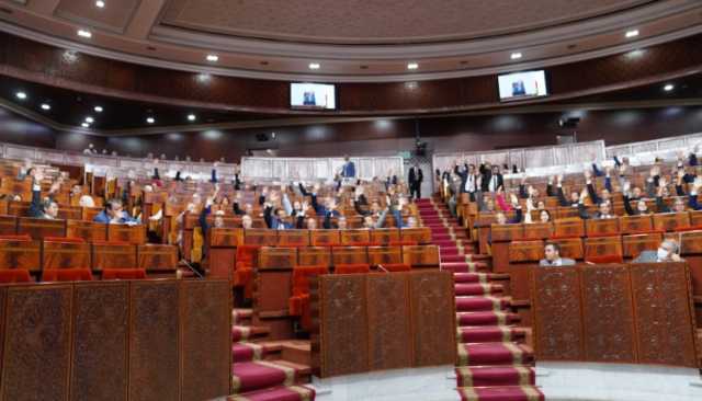 مجلس النواب يمنع البرلمانيين من “العطلة الخريفية” لتسريع المصادقة على “مدونة الأخلاق”