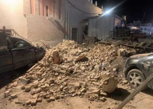انهيار صومعة مسجد بمراكش بفعل الهزة الأرضية القوية (صور)