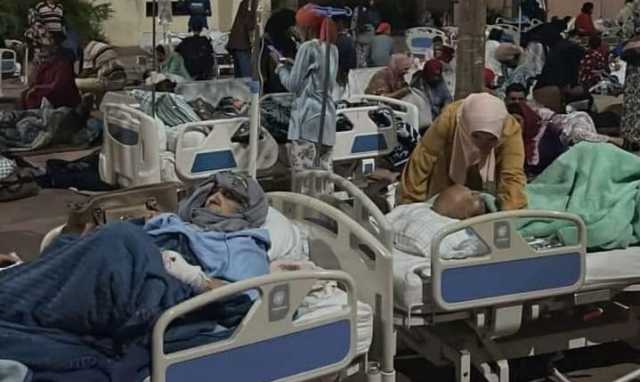 إخلاء المستشفى الجامعي محمد السادس بمراكش بعد الزلزال العنيف الذي ضرب المدينة