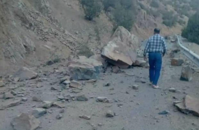 الزلزال يتسبب في قطع الطرق بتارودانت (صور)