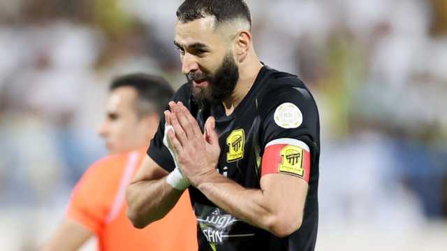 الدوري السعودي: الدولي كريم بنزيمة يطلب الرحيل من اتحاد جدة بسبب ضغوطات